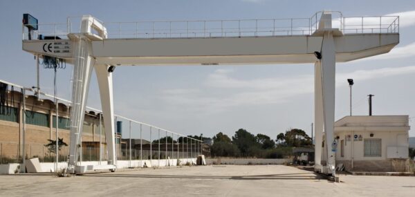 Gru a cavalletto T.S.A. Sollevamento 6.3 Tons – 14+4+4