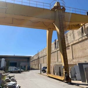 Gru a cavalletto D’Azzeo 30 Tons – 27+6+6 m